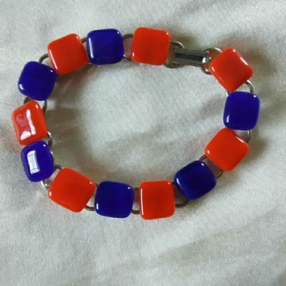 New handmade glass bracelet